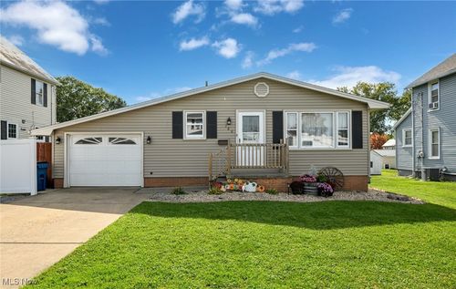 186 E Michigan Ave, Sebring, OH, 44672-1435 | Card Image