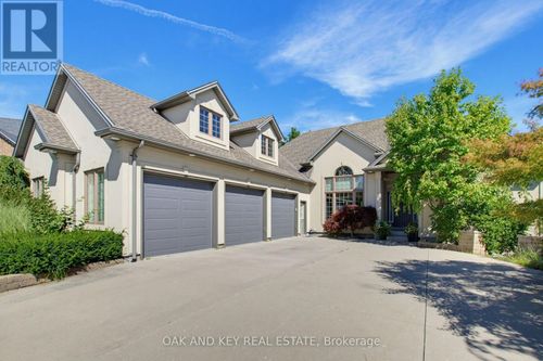 3301 Mclauchlan Crt, London, ON, N6P0A6 | Card Image