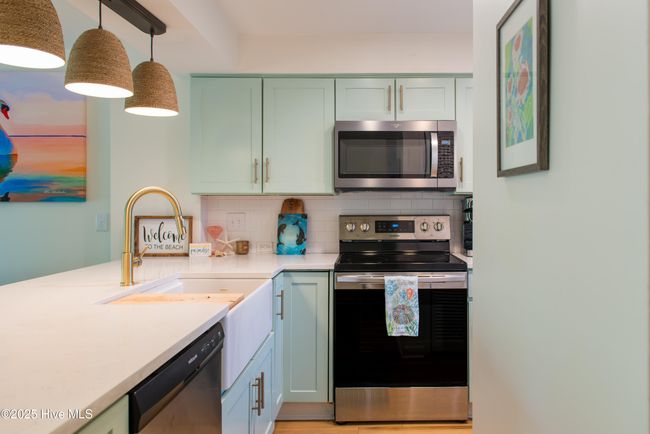 2301B - 2301 Surfrider Cir, Condo with 2 bedrooms, 2 bathrooms and null parking in Kure Beach NC | Image 25