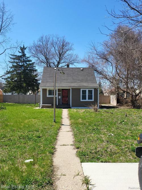 18603 Mackay St, Detroit, MI, 48234-1484 | Card Image
