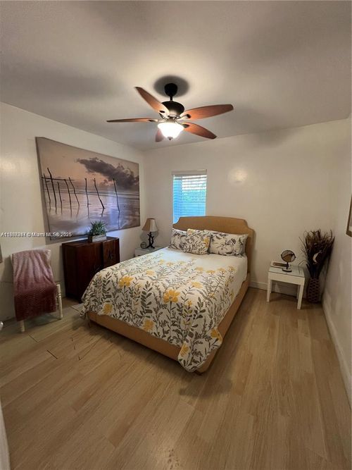 apt-2-769 Nw 10th St, Miami, FL, 33136-3113 | Card Image