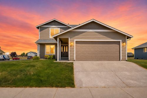 9714 W Caelen Ave, Cheney, WA, 99004-8559 | Card Image