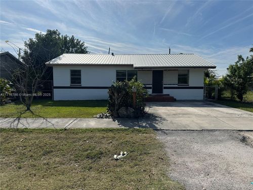 430 E Trinidad Ave, CLEWISTON, FL, 33440-3832 | Card Image