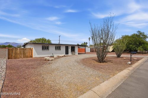 6417 E Calle Herculo, Tucson, AZ, 85710-5312 | Card Image