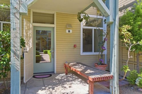 unit-h-101 Blossom Cir, San Mateo, CA, 94403-4669 | Card Image