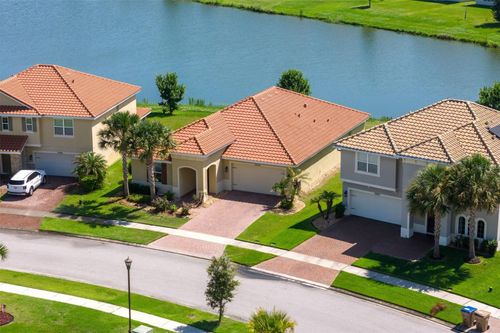 3906 Carrick Bend Dr, KISSIMMEE, FL, 34746-2980 | Card Image