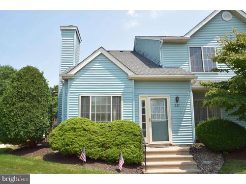 337 Pondview Dr, HARLEYSVILLE, PA, 19438-2395 | Card Image