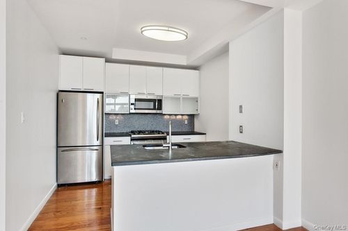 apt-4m-48 5th St, Long Island City, NY, 11101-5696 | Card Image
