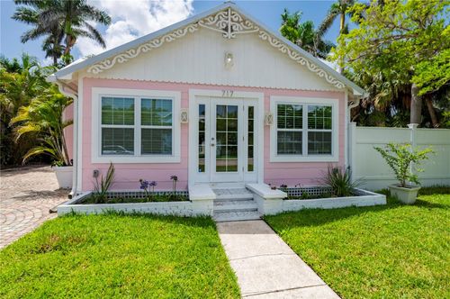 717 W Marion Ave, Punta Gorda, FL, 33950-5407 | Card Image