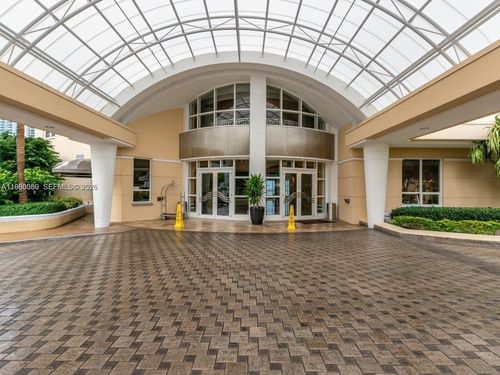 apt-1201-848 Brickell Key Dr, Miami, FL, 33131-3702 | Card Image