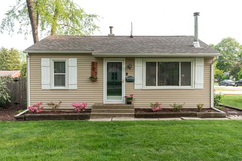 307 Highland Rd, Grayslake, IL, 60030-1228 | Card Image