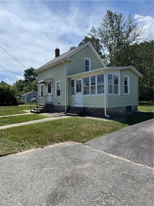 338 North Rd, Hope, RI, 02831-1244 | Card Image