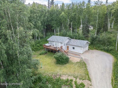 1335 Whistling Swan Dr, Fairbanks, AK, 99712-1210 | Card Image