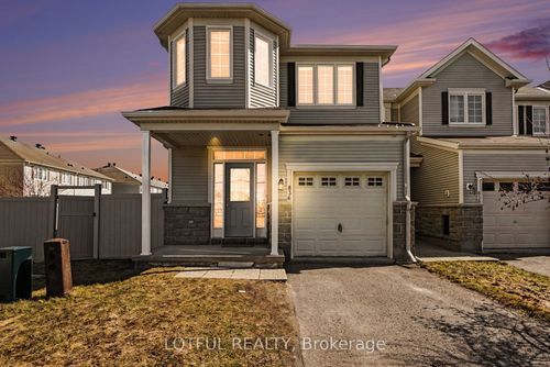 836 Kennacraig Private, Barrhaven, ON, K2J5T6 | Card Image