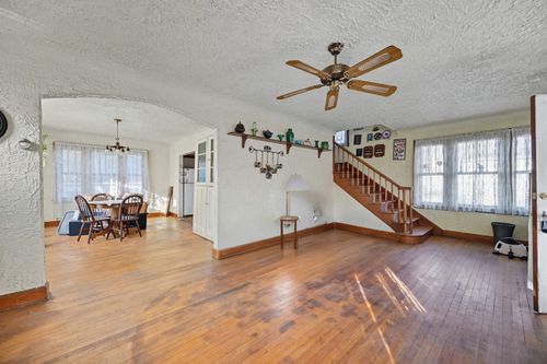 51145 Clay St, New Baltimore, MI, 48047-2121 | Card Image