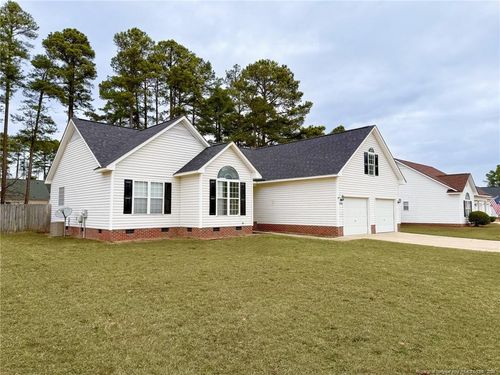 1546 Clan Campbell Dr, Raeford, NC, 28376-8471 | Card Image