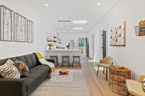 3-43 Wordsworth St, Boston, MA, 02128-1105 | Card Image