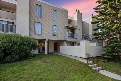 2007 - 3500 Varsity Dr Nw, Home with 2 bedrooms, 1 bathrooms and 1 parking in Calgary AB | Image 1