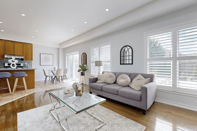 29 Wilcliff Crt, House other with 6 bedrooms, 4 bathrooms and 4 parking in Markham ON | Image 9