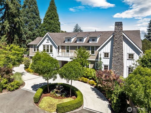 10236 Kaylen Pl, Bellevue, WA, 98004-7024 | Card Image