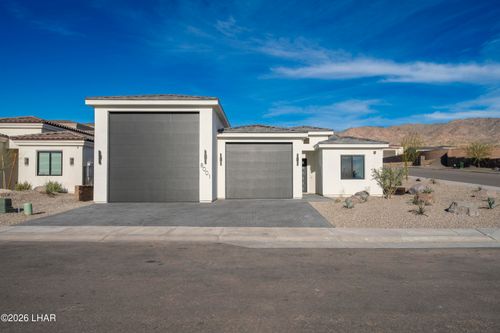 8001 Corte De Los Pajaros, Lake Havasu City, AZ, 86406-6734 | Card Image