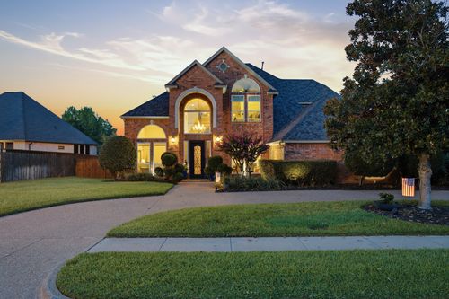 4801 Mill Creek Dr, Colleyville, TX, 76034-3647 | Card Image