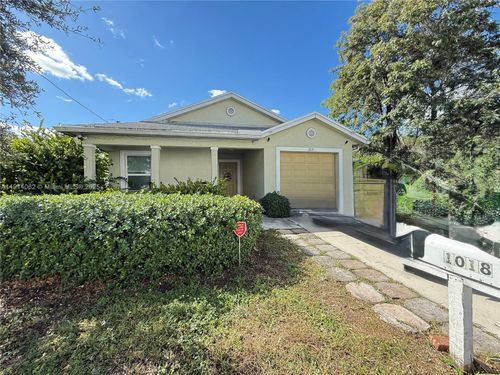 1018 Foster Rd, Hallandale Beach, FL, 33009-2124 | Card Image