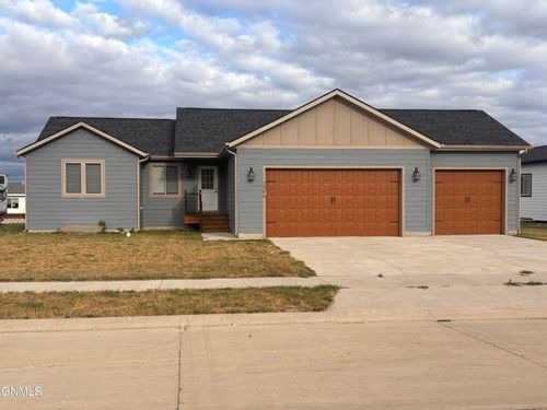 1200 Tara Lane Sw, Watford City, ND, 58854 | Card Image