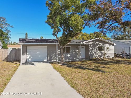 4233 Oakfield Avenue, Holiday, FL, 34691 | Card Image