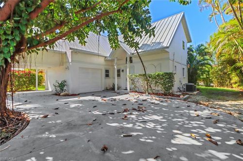 1120 Sandpiper St, NAPLES, FL, 34102-0530 | Card Image