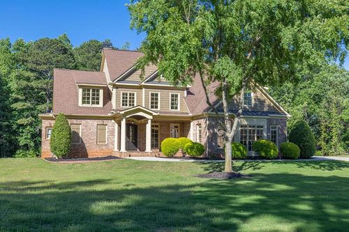 9145 Greenway Ct, Gainesville, GA, 30506-5812 | Card Image