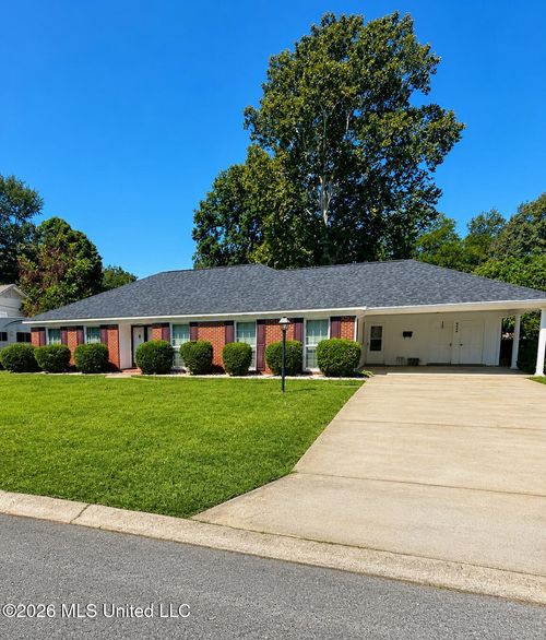 1789 Camellia Dr, Greenville, MS, 38701-7521 | Card Image