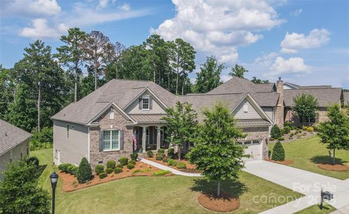 16010 Vale Ridge Dr, Charlotte, NC, 28278-8231 | Card Image