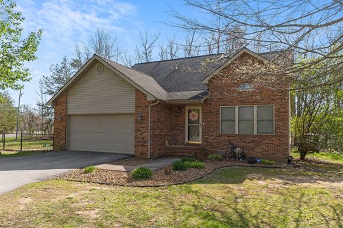 526 Bent Tree Rd, Monterey, TN, 38574-2004 | Card Image