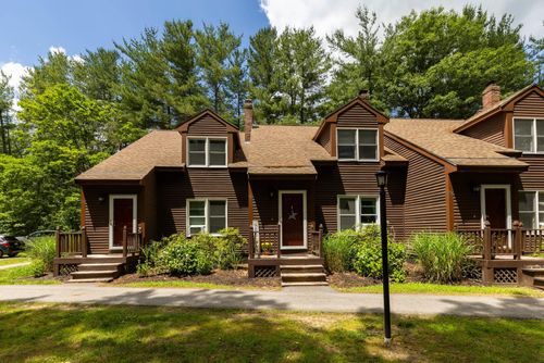 112 Bellamy Woods, Dover, NH, 03820-9381 | Card Image