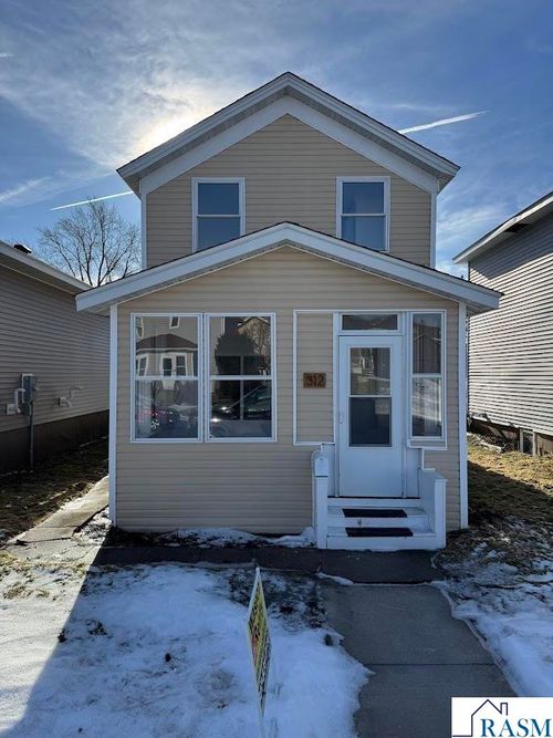 312 2nd Ave Se, Waseca, MN, 56093-3051 | Card Image