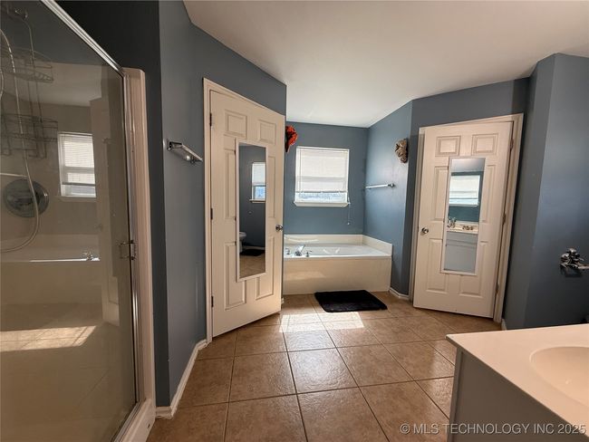 2015 Harriman Cir, House other with 4 bedrooms, 2 bathrooms and null parking in Bartlesville OK | Image 19