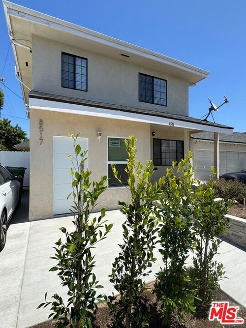 8513 Reading Avenue, Los Angeles, CA, 90045 | Card Image