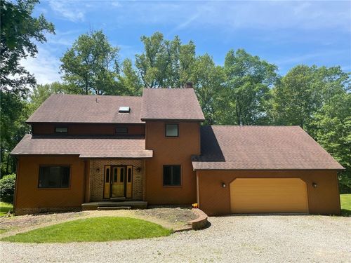 4005 School Rd, Jeannette, PA, 15644-4603 | Card Image