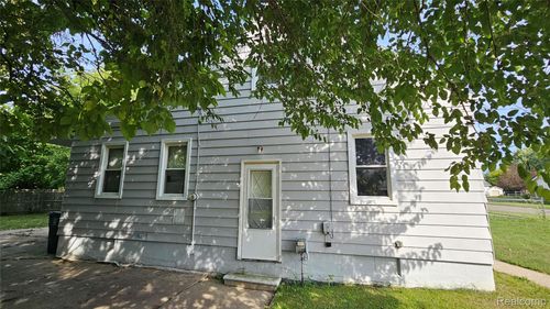 1212 Crawford St, Flint, MI, 48507-5312 | Card Image