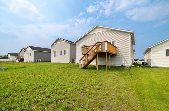 Rear Exterior | Image 31