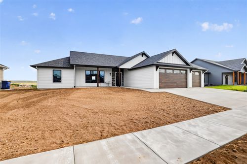 209 42nd Avenue Ne, Great Falls, MT, 59404 | Card Image