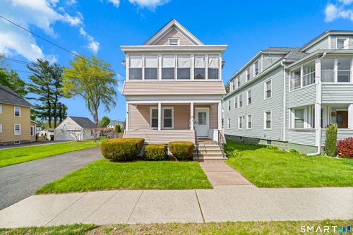 27 Park Ave, Enfield, CT, 06082-2931 | Card Image