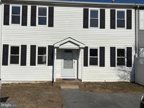 37 Heron Ct, Newark, DE, 19702-4212 | Card Image