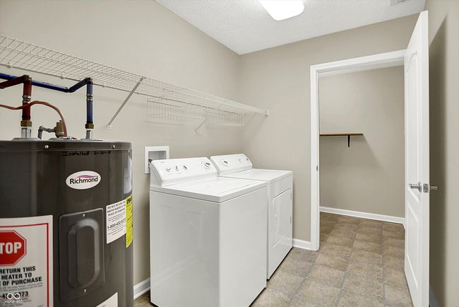 Laundry Room | Image 28