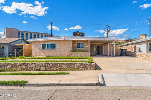 1037 N Clark Dr, El Paso, TX, 79905-2001 | Card Image