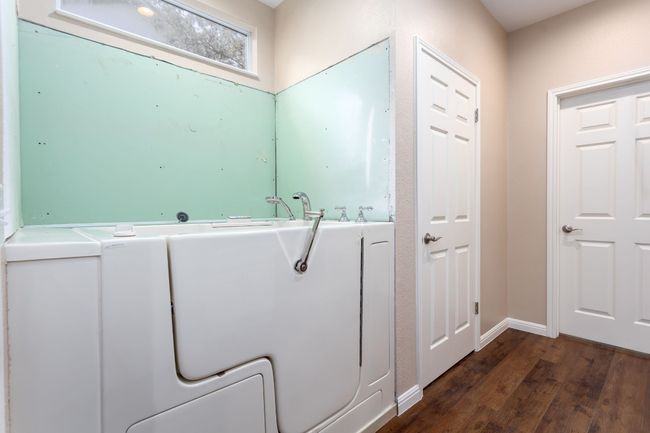 120 Ruellia Dr, House other with 3 bedrooms, 2 bathrooms and 2 parking in Georgetown TX | Image 27