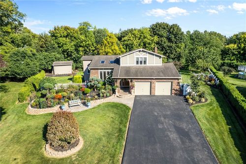 265 Hillary Ln, Penfield, NY, 14526-1646 | Card Image