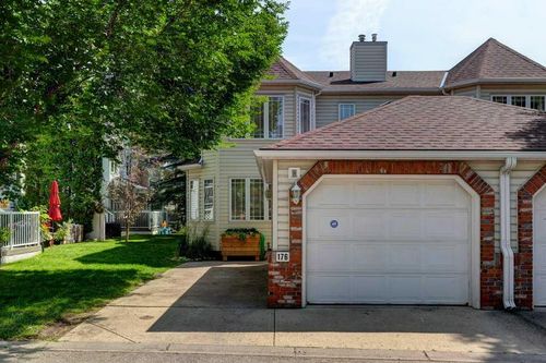 176 Inglewood Cove Se, Calgary, AB, T2G5K3 | Card Image