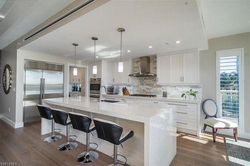 unit-301-13915 Old Coast Rd, NAPLES, FL, 34110-8716 | Card Image